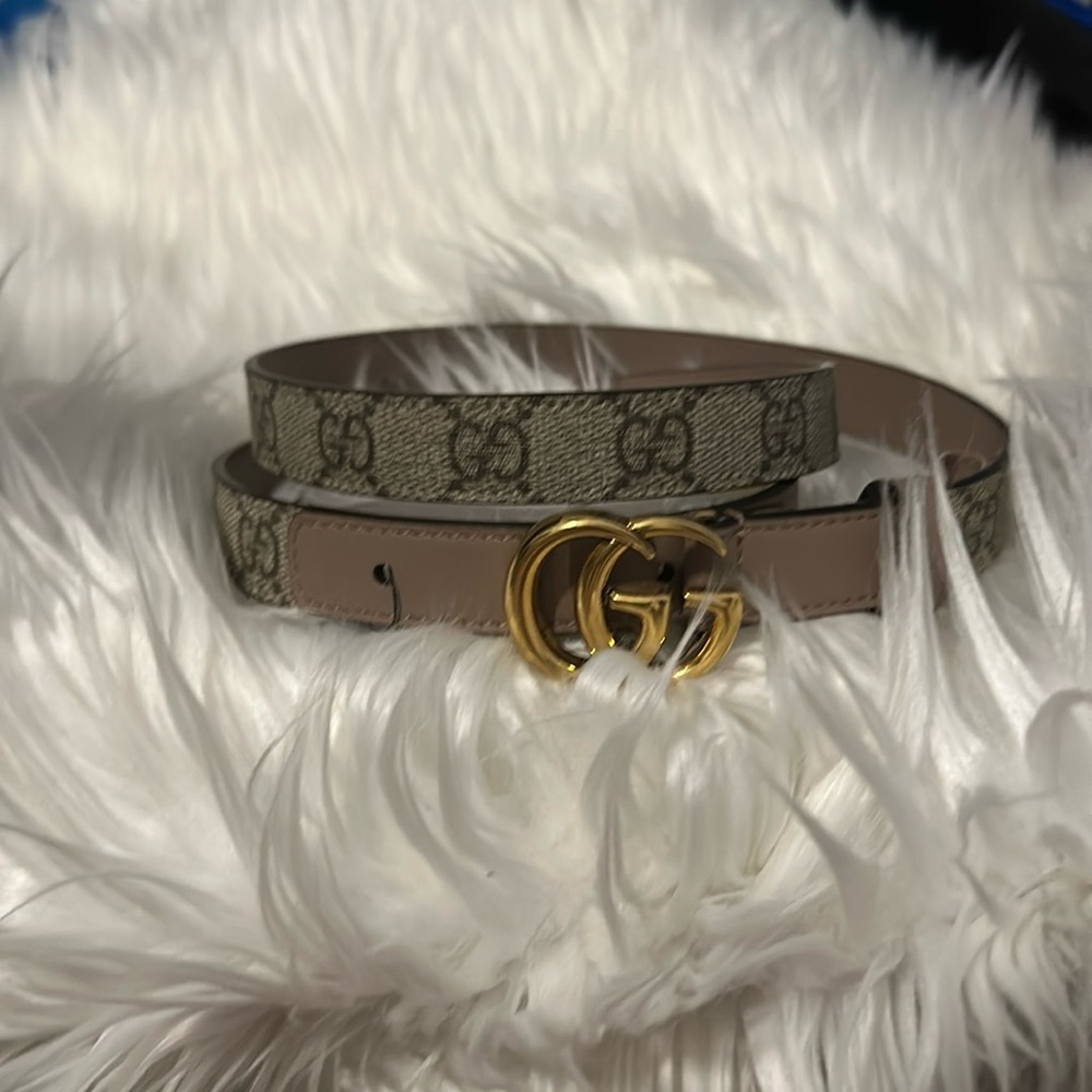 Authentic 💯 Gucci Taupe Leather Belt with Gold GG Logo